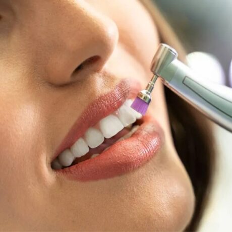 بررسی علمی عوارض جرم گیری دندان: آیا جرم گیری دندان را خراب می‌کند؟