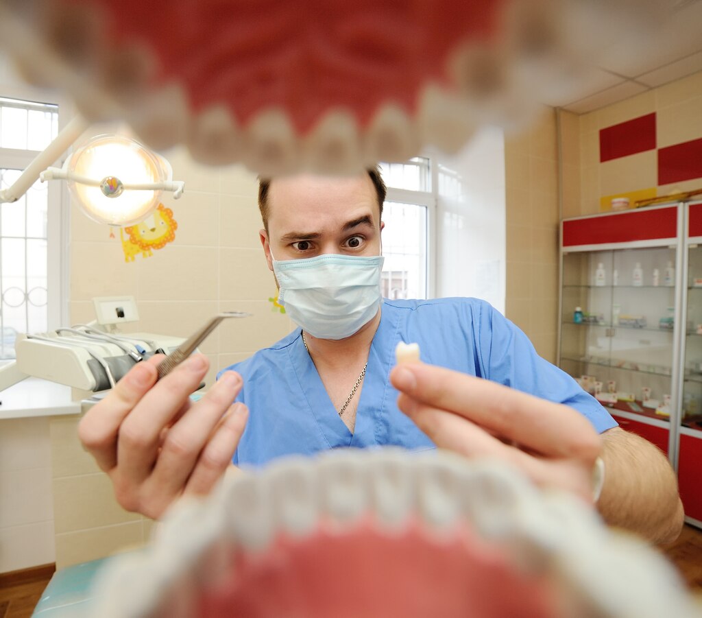 چرا انتخاب آگاهانه در دندان پزشکی شمال تهران مهم است؟