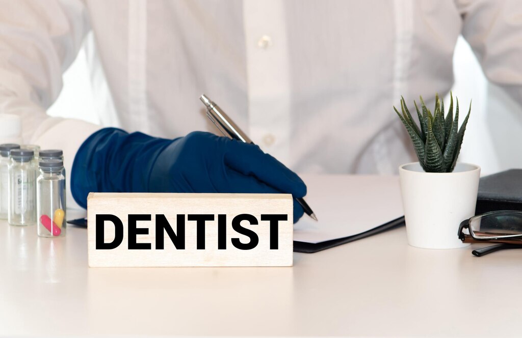 هزینه درمان ریشه دندان در تهران